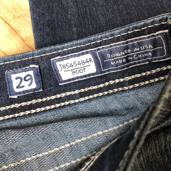 Miss Me Medium Wash Rhinestone Boot Cut Jeans 29 - Picture 6 of 16